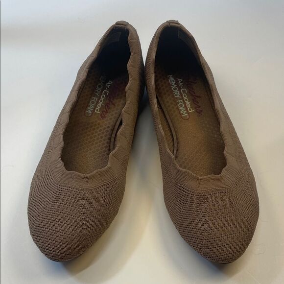 Skechers Air-Cooled Memory Foam Taupe Knit Ballet Flats Woman’s Sz 6.5 - Picture 1 of 7